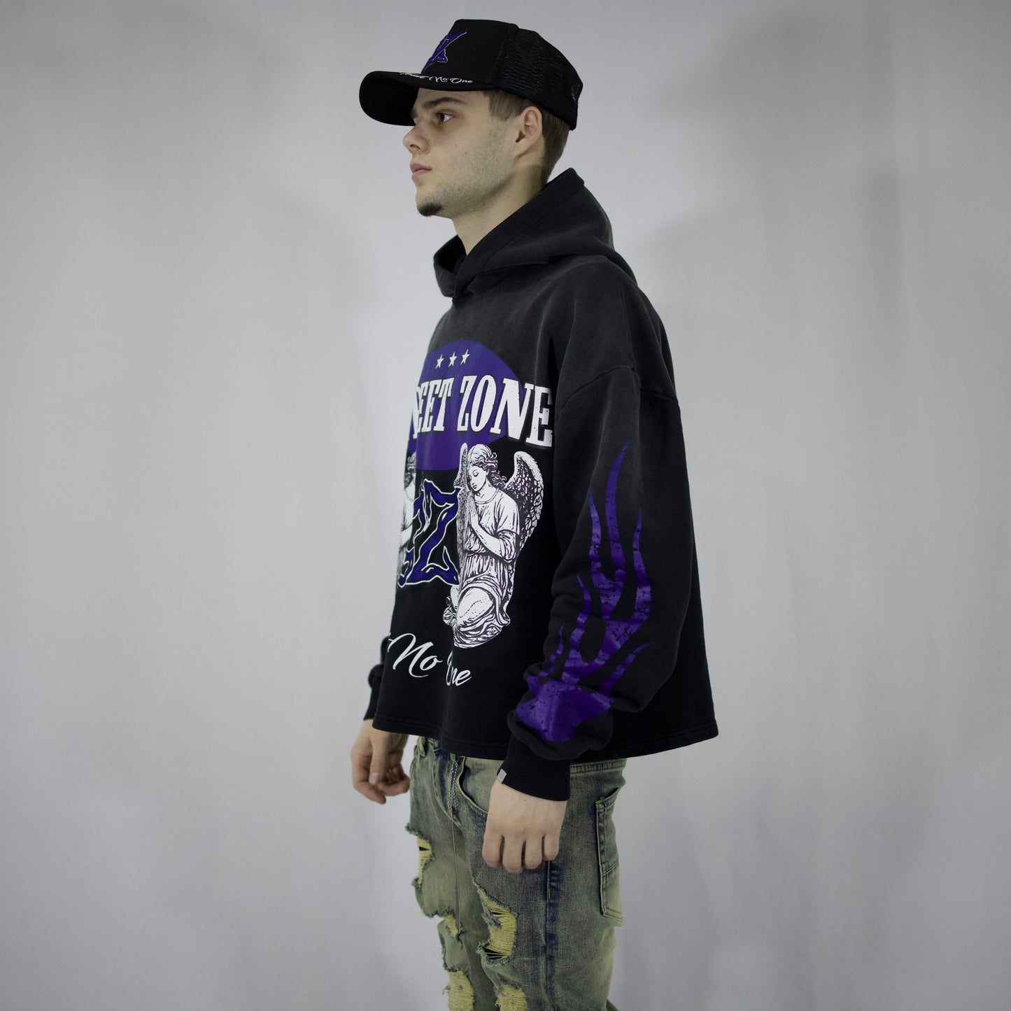 ๐ฃ๐ป๐พ๐ผ๐ฝ ๐๐ธ ๐๐ท๐ฎ hoodie