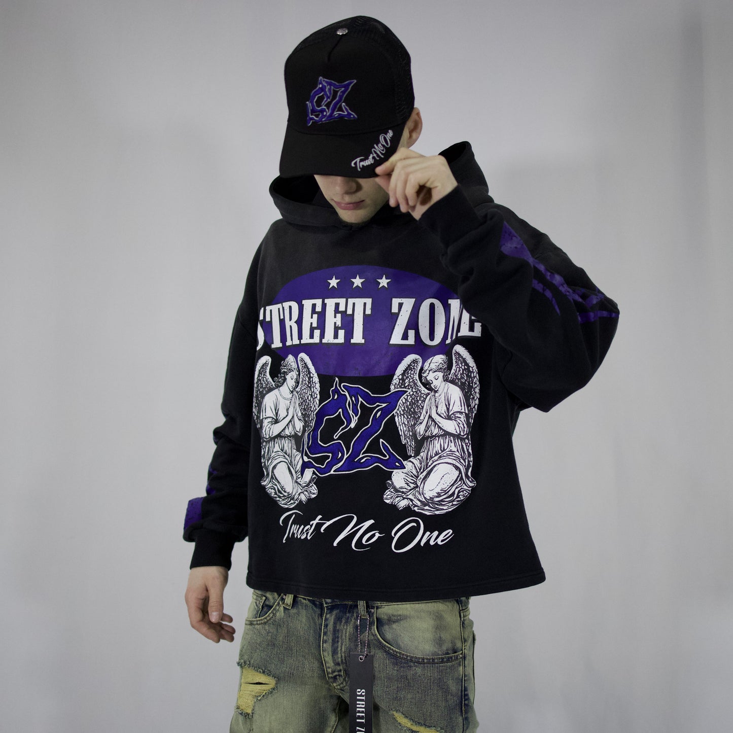 ๐ฃ๐ป๐พ๐ผ๐ฝ ๐๐ธ ๐๐ท๐ฎ hoodie