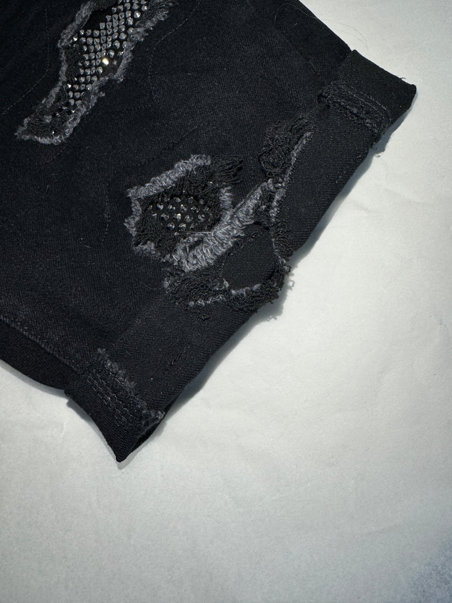 BLACK SWAROVSKI SHORT JEANS