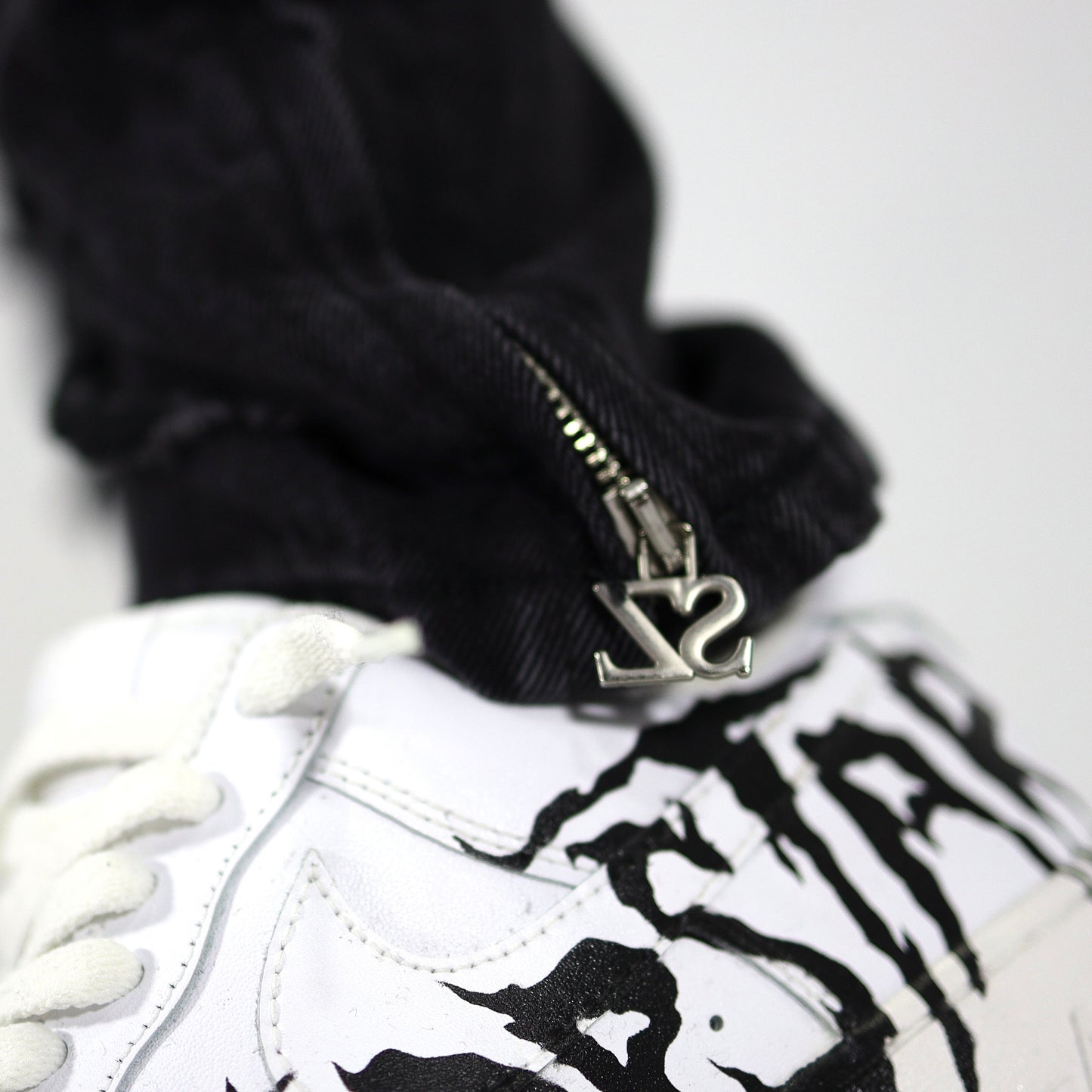 Black Distressed jeans