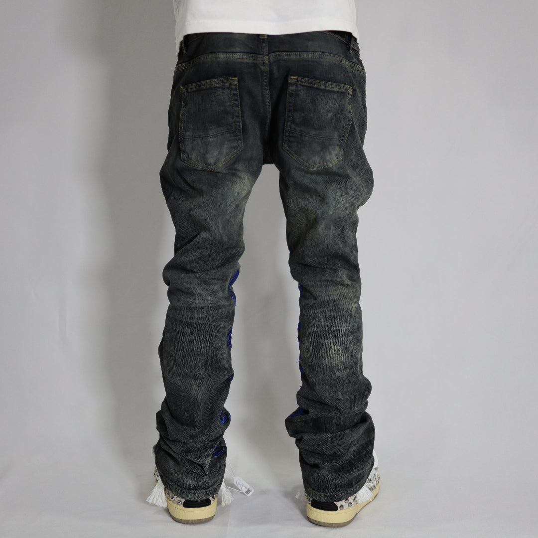 BLACK FLARED JEANS