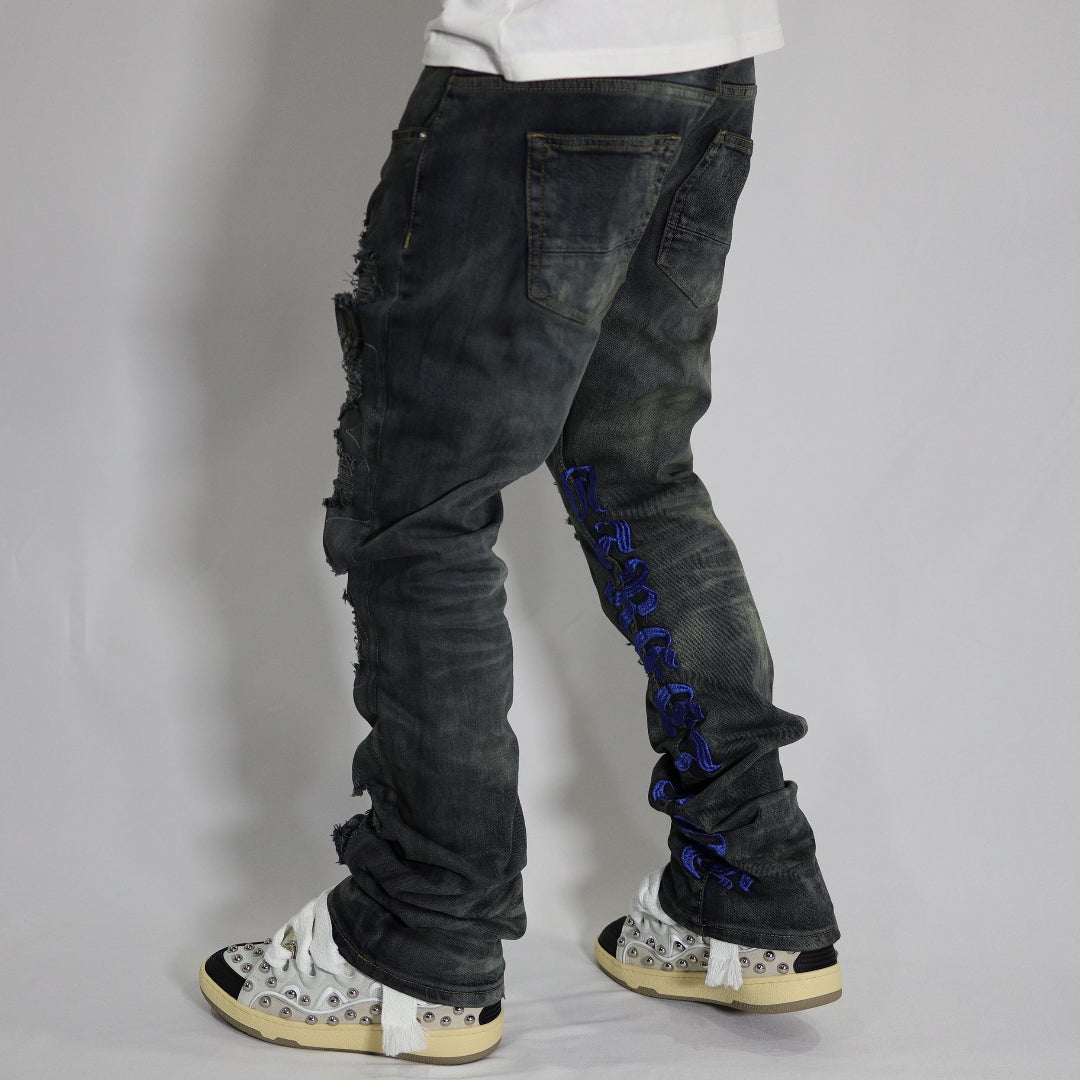 BLACK FLARED JEANS