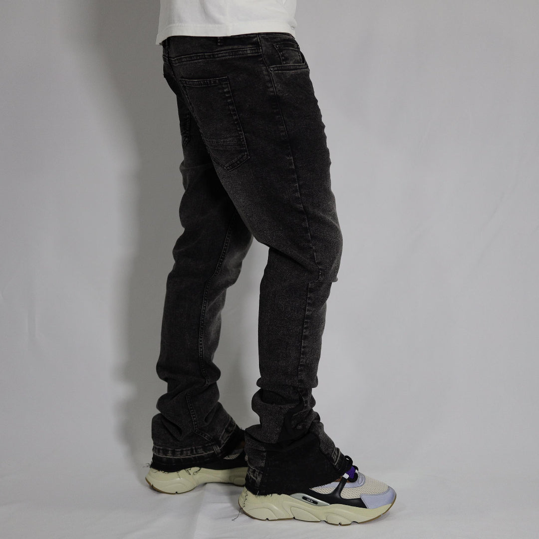 GRAY FLARED JEANS